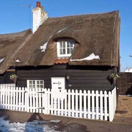 Villa Little Thatch Walton-on-the-Naze Exterior foto